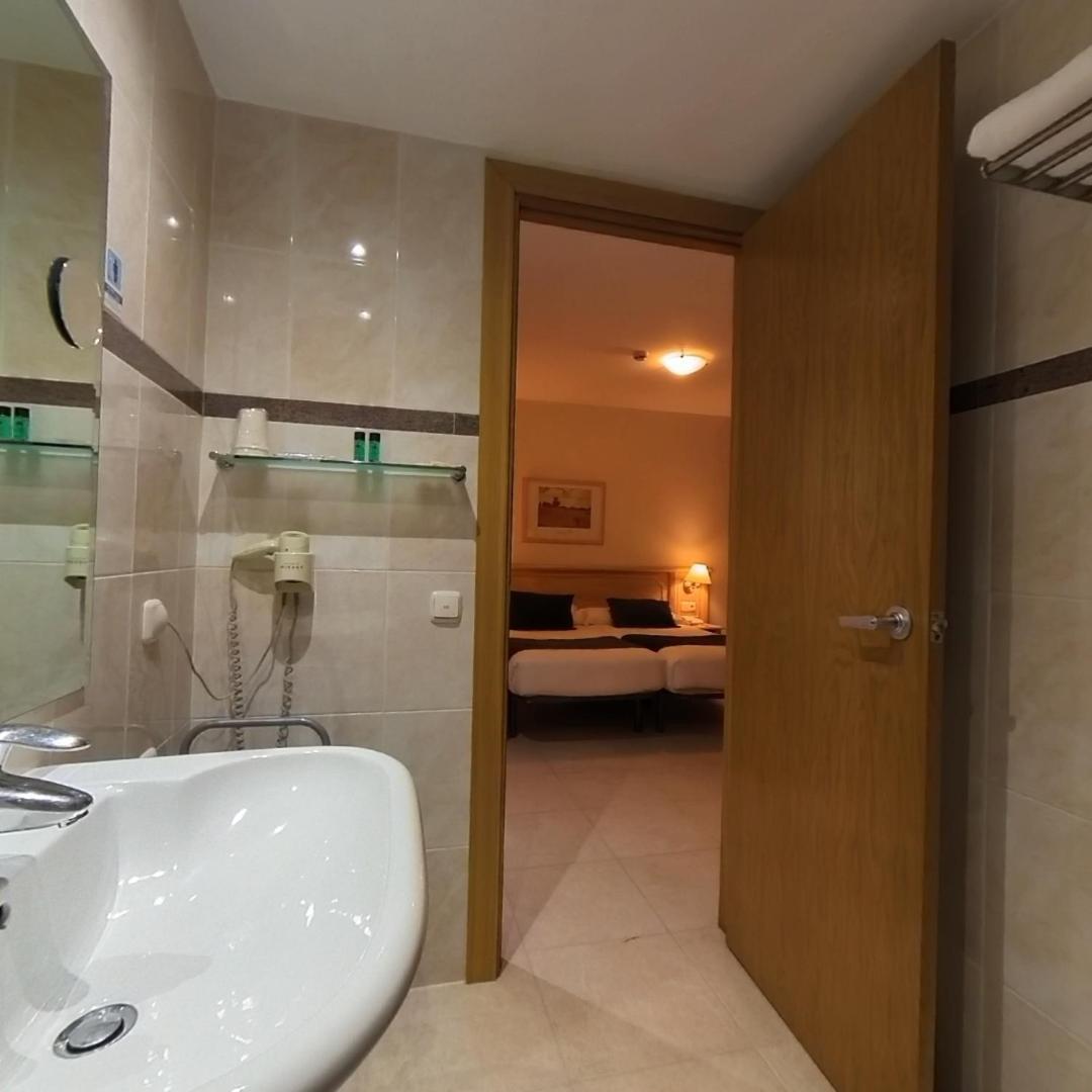 Hotel Cubil Pas De La Casa Dış mekan fotoğraf