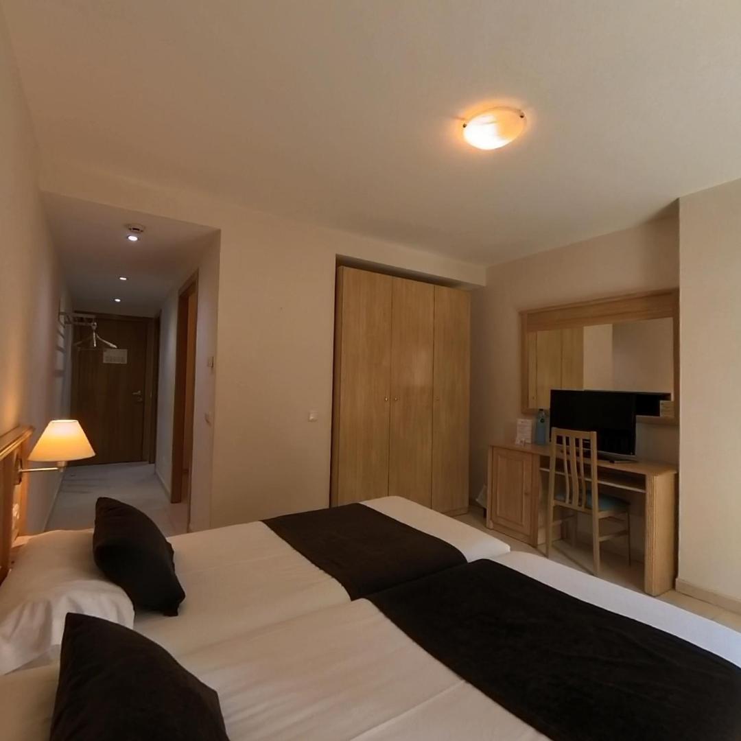 Hotel Cubil Pas De La Casa Dış mekan fotoğraf